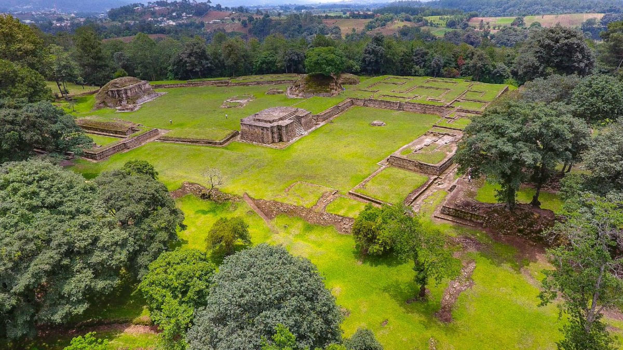 tour Iximché Guatemala